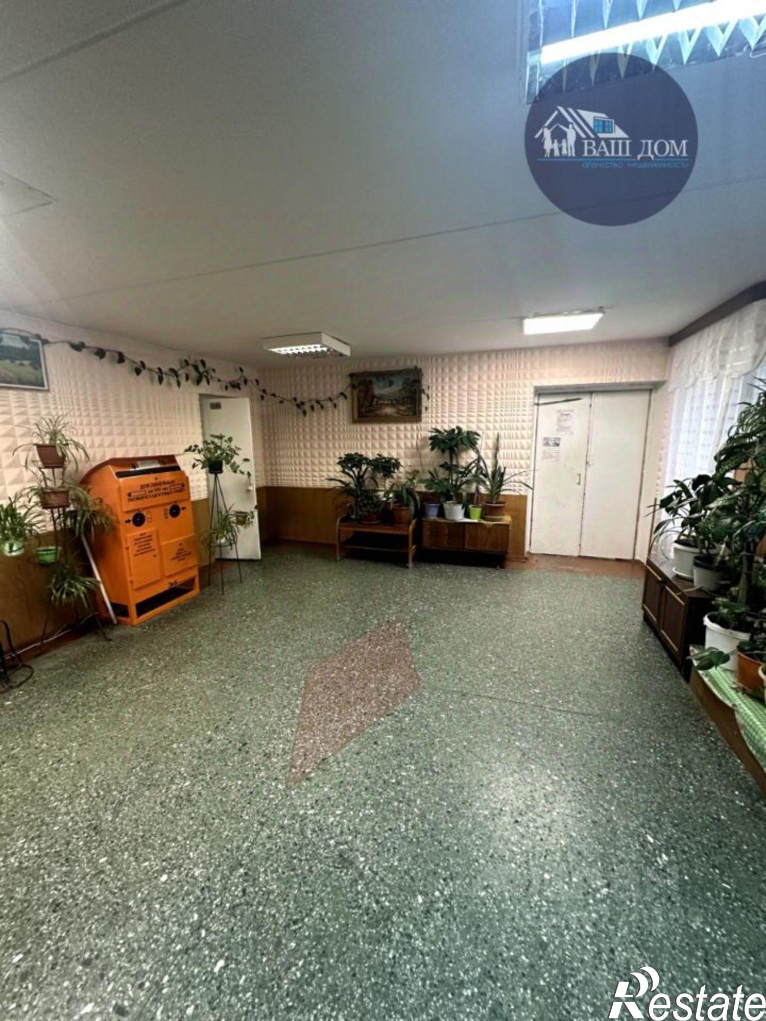 Купить комнату за 490 000 рублей на Северодвинск г., Морской пр-кт.